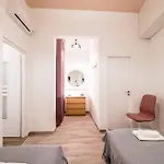 Extra Brand New Large With Air Con Сasa de vacaciones