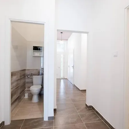 Tatil Evi Extra Brand New Large With Air Con *