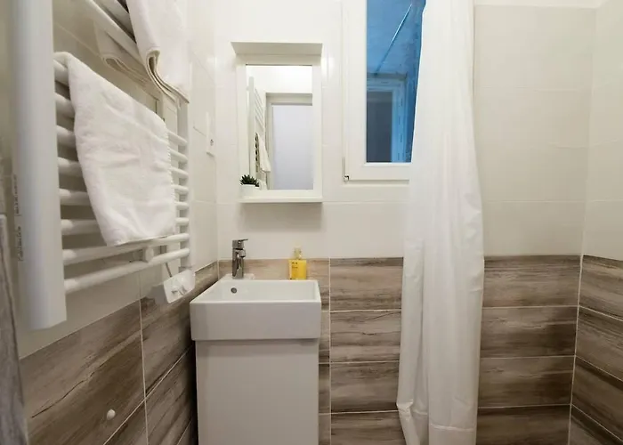 Case de vacanță Extra Brand New Large With Air Con Budapesta