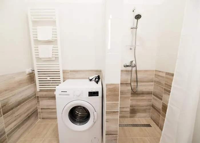 Case de vacanță Extra Brand New Large With Air Con *