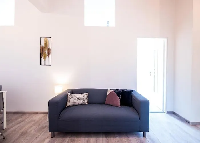 Extra Brand New Large With Air Con 度假居 布达佩斯